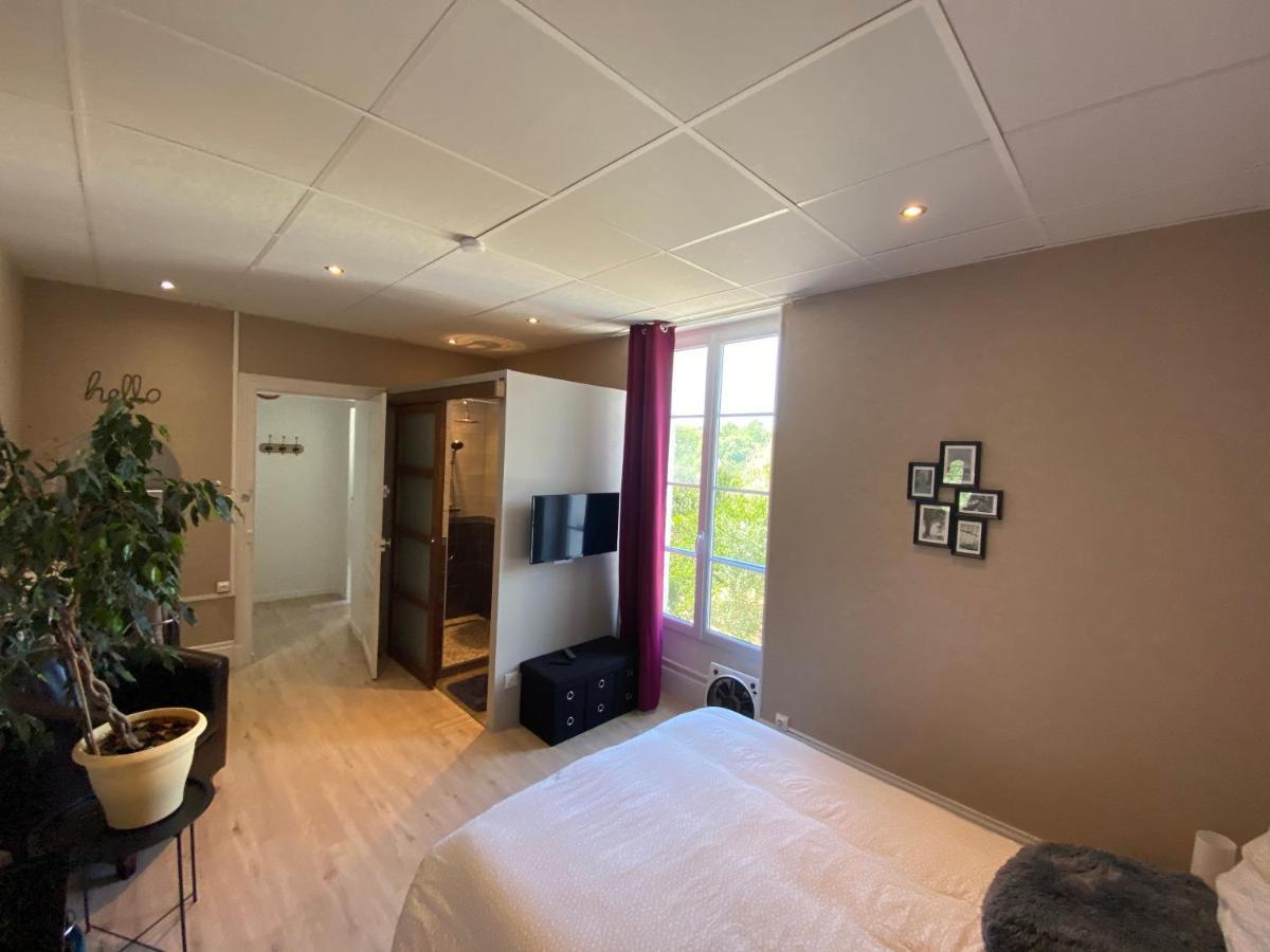 Chambre De La Poterie Deux Rivieres Екстериор снимка