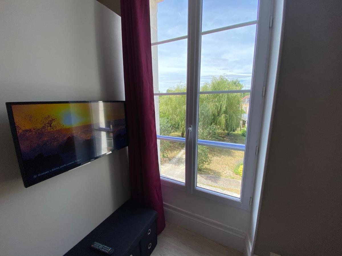 Chambre De La Poterie Deux Rivieres Екстериор снимка